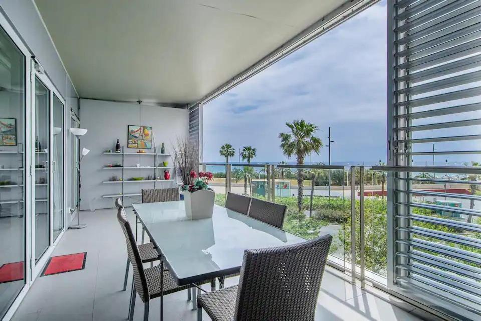 Unique Rentals-Seafront Luxe Suites Barcelona Exterior foto